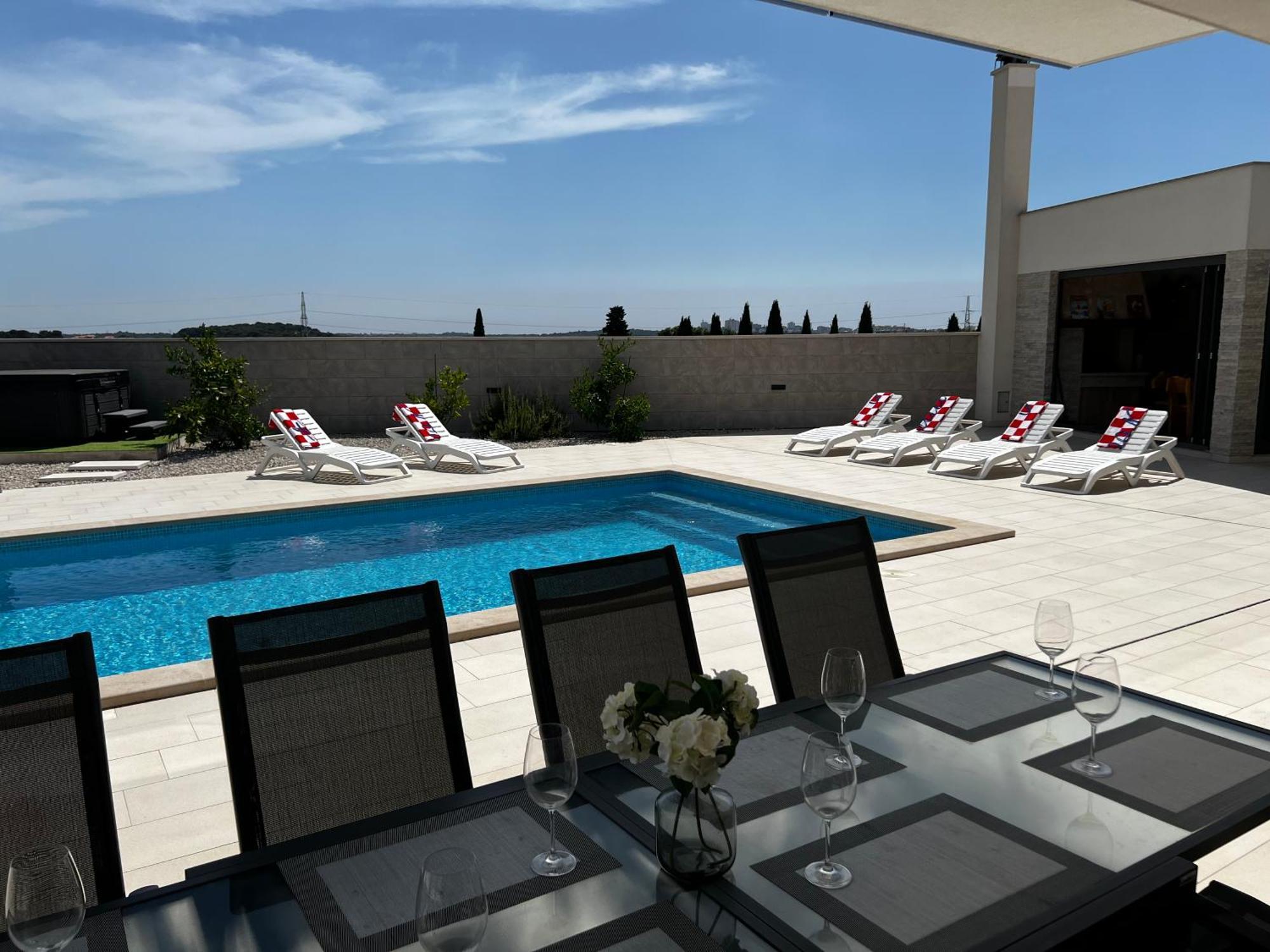 Villa Mare - Modern Villa With Swimming Pool And Jacuzzi Пула Экстерьер фото